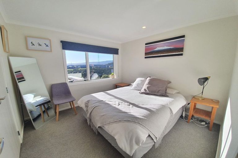 Photo of property in 3 Gibraltar Way, Fitzherbert, Palmerston North, 4410
