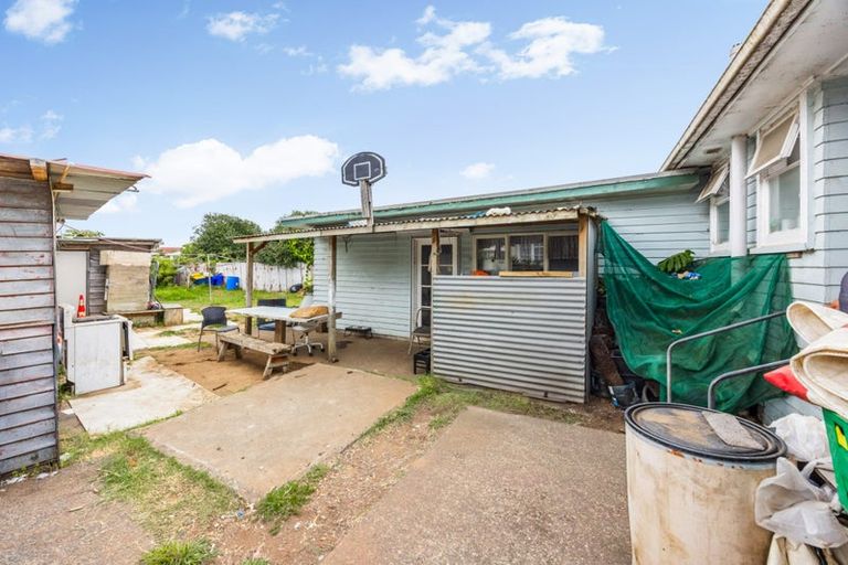 Photo of property in 84 Vine Street, Mangere East, Auckland, 2024