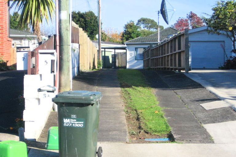 Photo of property in 2/5 Mclean Avenue, Papatoetoe, Auckland, 2025