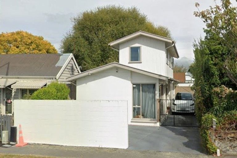 Photo of property in 989 Colombo Street, St Albans, Christchurch, 8014