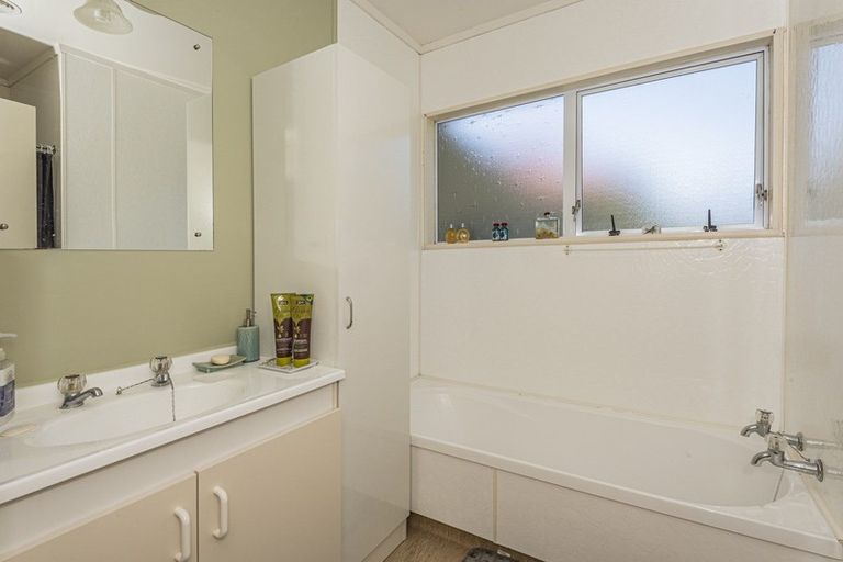 Photo of property in 17 Amber Drive, Tikipunga, Whangarei, 0112