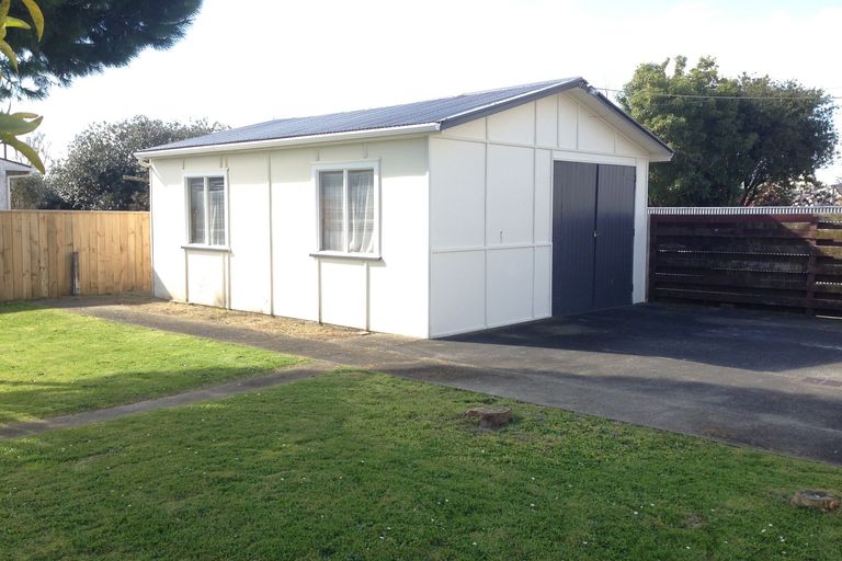 Photo of property in 55 College Street, Awapuni, Palmerston North, 4412