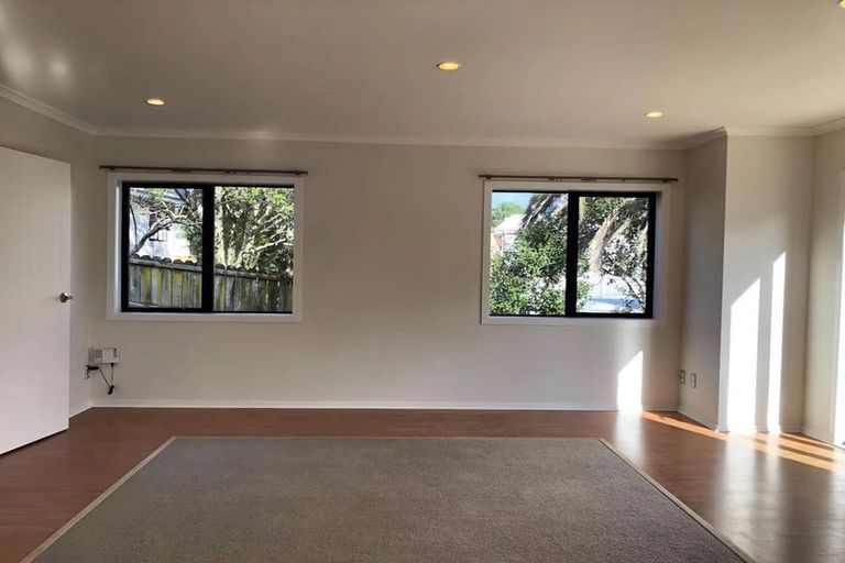 Photo of property in 1282c New North Road, Avondale, Auckland, 1026