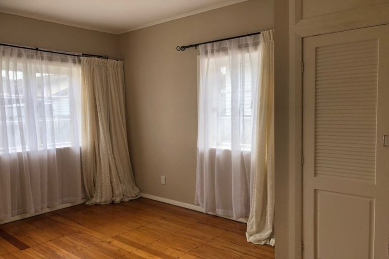 Photo of property in 13 Riverside Drive, Waiwhetu, Lower Hutt, 5010