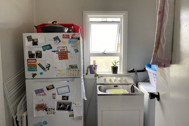 Photo of property in 14 Leicester Street, Patea, 4520