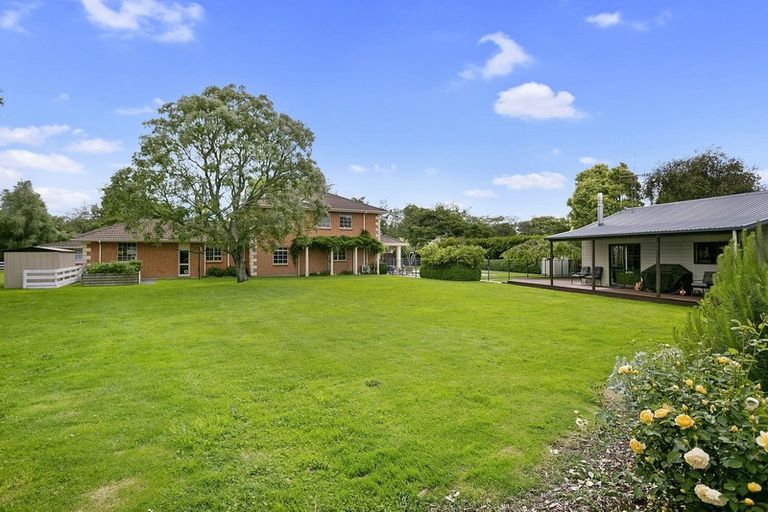 Photo of property in 9 Cowley Drive, Leamington, Cambridge, 3432