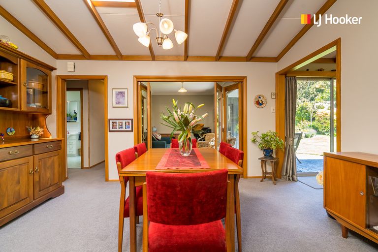 Photo of property in 14 Larkins Street, Helensburgh, Dunedin, 9010