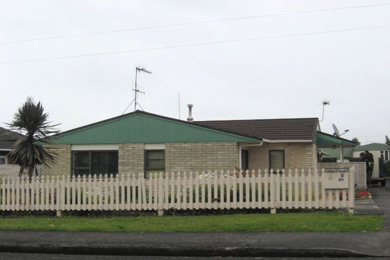 Photo of property in 2/33 Old Onerahi Road, Onerahi, Whangarei, 0110