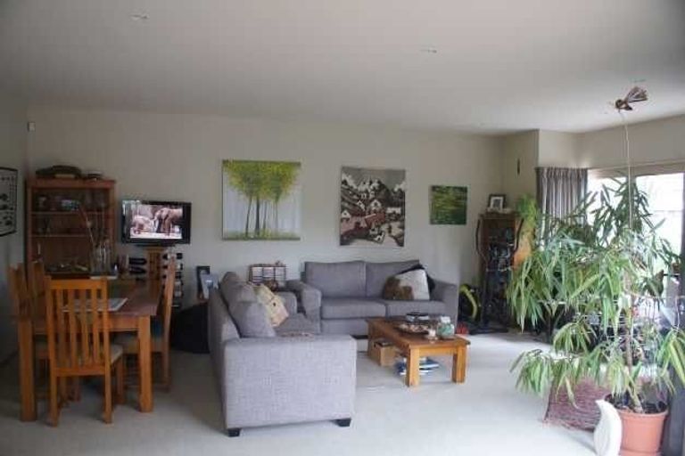 Photo of property in 68 Marne Street, Hokowhitu, Palmerston North, 4410