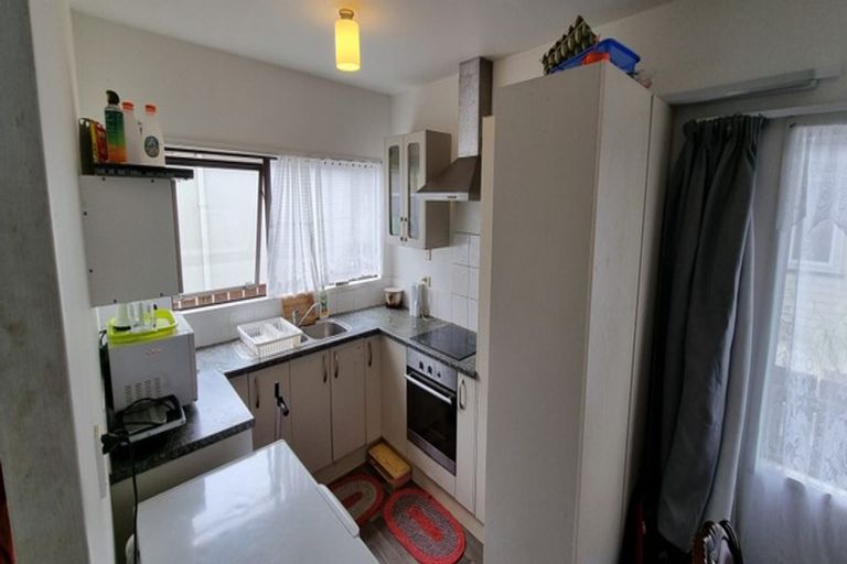 Photo of property in 3 Robertson Road, Favona, Auckland, 2024