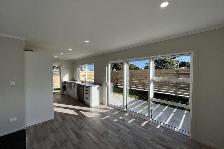 Photo of property in 211a Puriri Street, Castlecliff, Whanganui, 4501