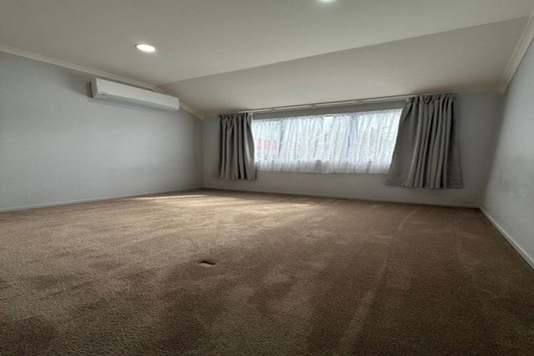 Photo of property in 54 Ridge Road, Howick, Auckland, 2014