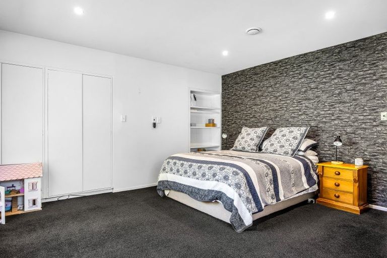 Photo of property in 1/10 Chevron Place, Ilam, Christchurch, 8041