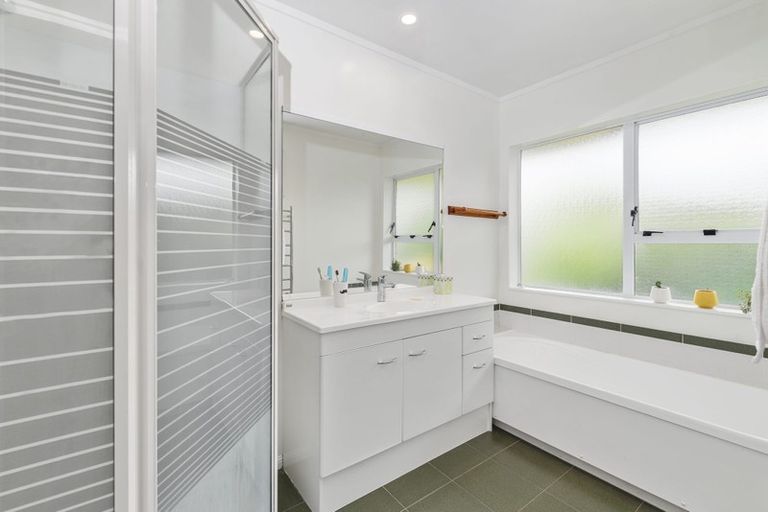 Photo of property in 27 Kahurangi Drive, Lynmore, Rotorua, 3010