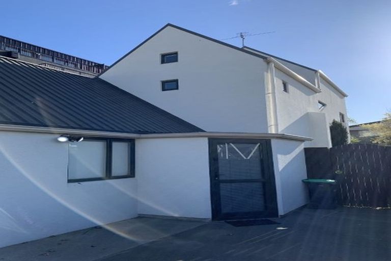 Photo of property in 10/264 Barbadoes Street, Christchurch Central, Christchurch, 8011