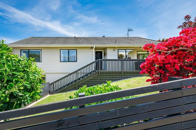 Photo of property in 5 Langdale Avenue, Paraparaumu, 5032