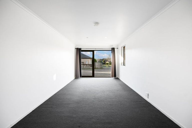 Photo of property in 20 Holford Place, Huntington, Hamilton, 3210
