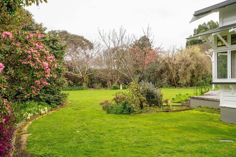 Photo of property in 20 Kent Street, Carterton, 5713