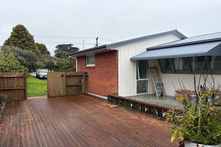 Photo of property in 96 Lake Road, Northcote, Auckland, 0627