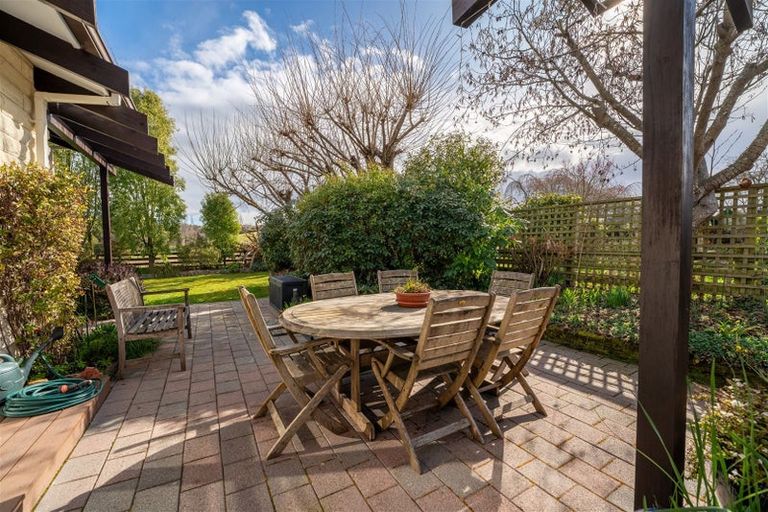 Photo of property in 100 Cox Street, Geraldine, 7930