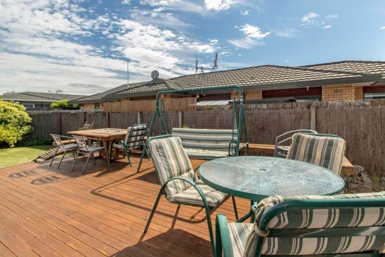 Photo of property in 16 Laurent Place, Greenmeadows, Napier, 4112