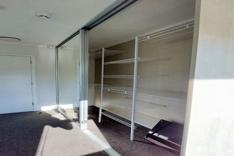 Photo of property in 5 Reynolds Place, Torbay, Auckland, 0630