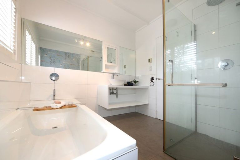 Photo of property in 9 Redwood Place, Te Awanga, 4102