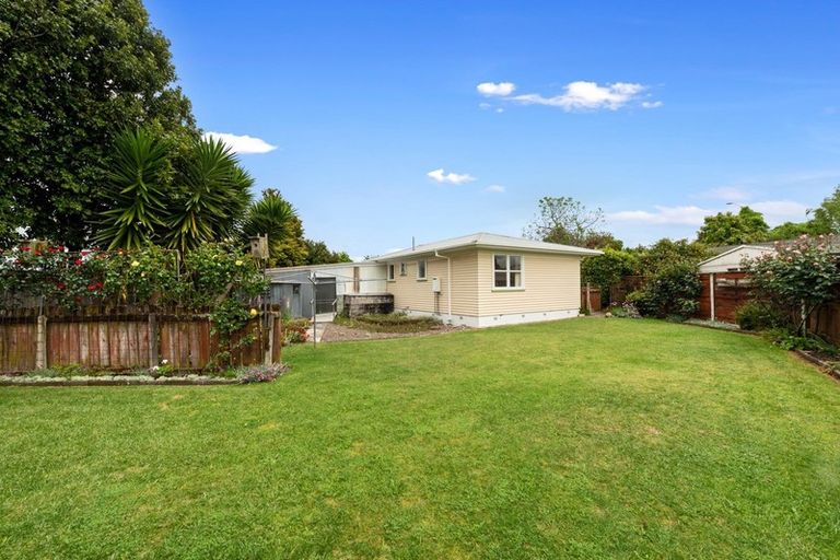 Photo of property in 3 Seamer Place, St Andrews, Hamilton, 3200