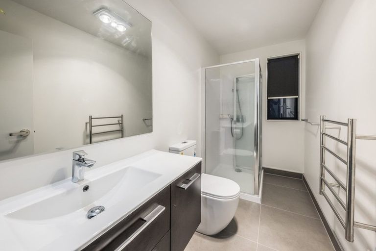 Photo of property in 58 Te Aparangi Road, Papakura, 2110