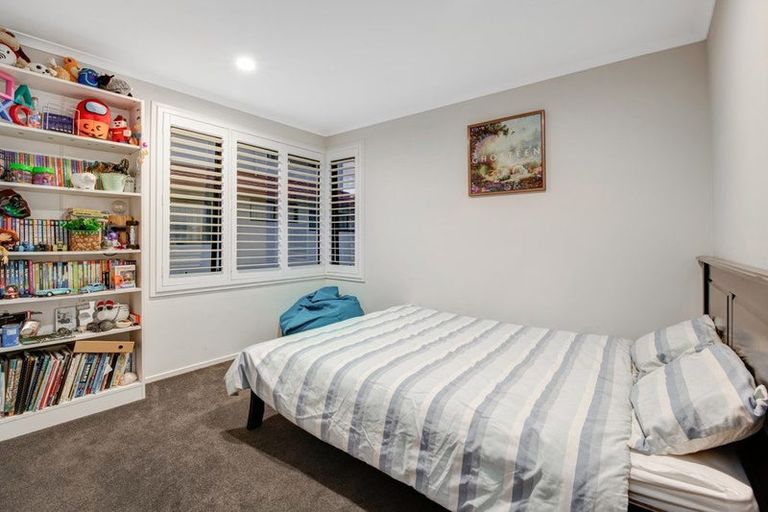 Photo of property in 6 Coral Court, Gulf Harbour, Whangaparaoa, 0930