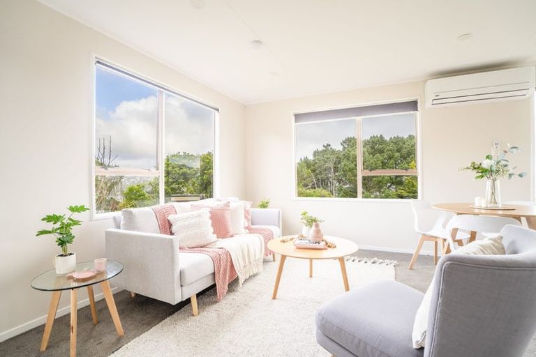 Photo of property in 15b Lenox Grove, Johnsonville, Wellington, 6037