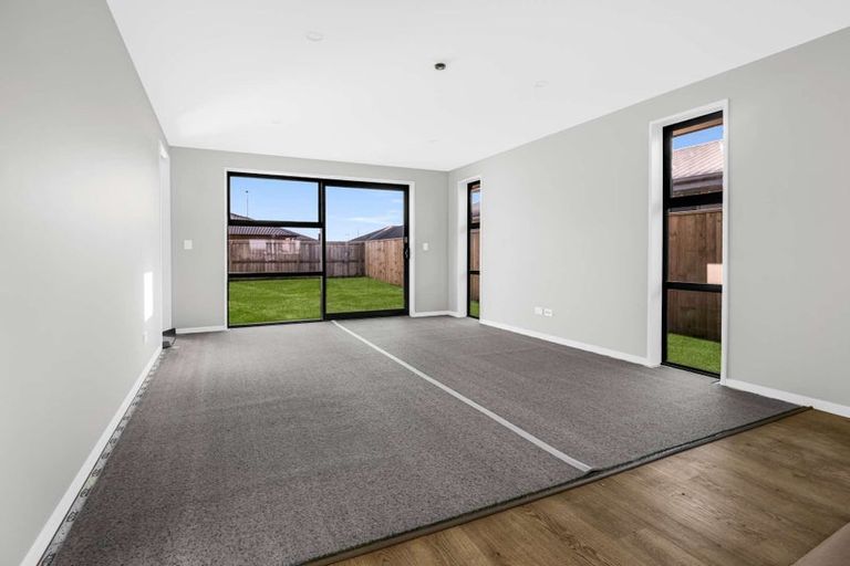 Photo of property in 34 Harry Manship Crescent, Halswell, Christchurch, 8025