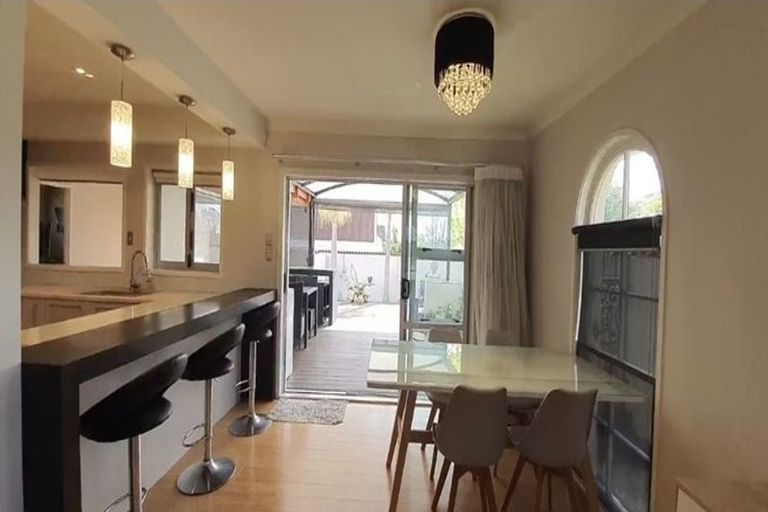 Photo of property in 191 Fisher Parade, Farm Cove, Auckland, 2012