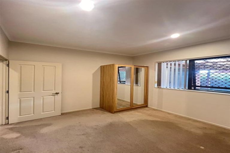 Photo of property in 27 Goh Place, Manurewa, Auckland, 2105