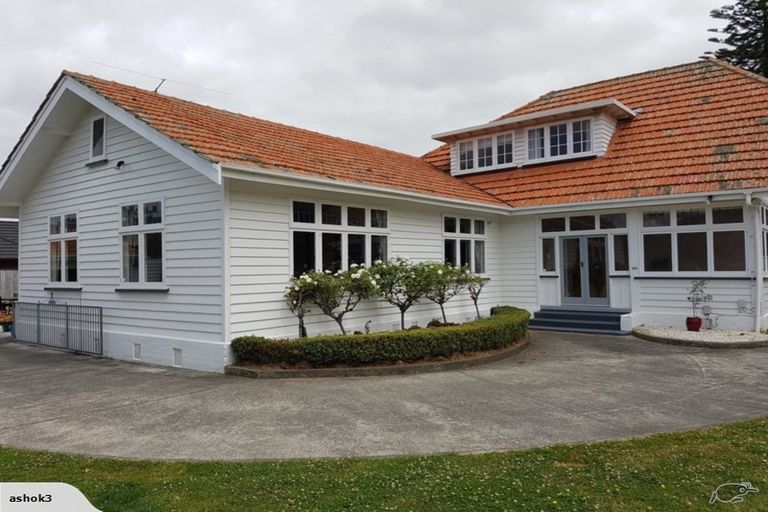 Photo of property in 62 Kings Crescent, Hutt Central, Lower Hutt, 5010