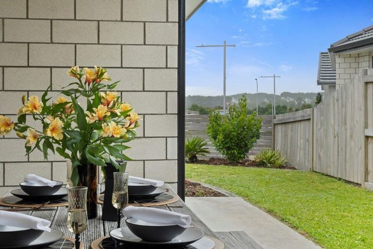 Photo of property in 14 Dunkeld Drive, Papamoa, 3118