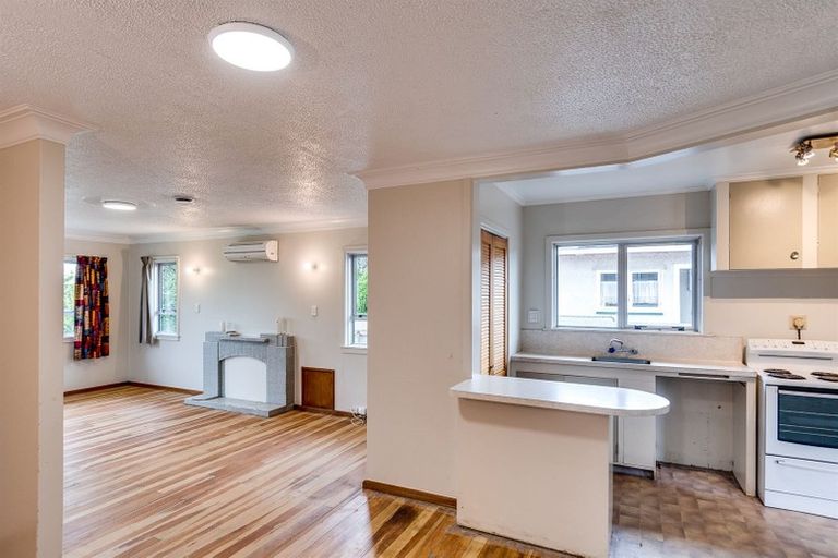 Photo of property in 27 Shackleton Street, Maraenui, Napier, 4110