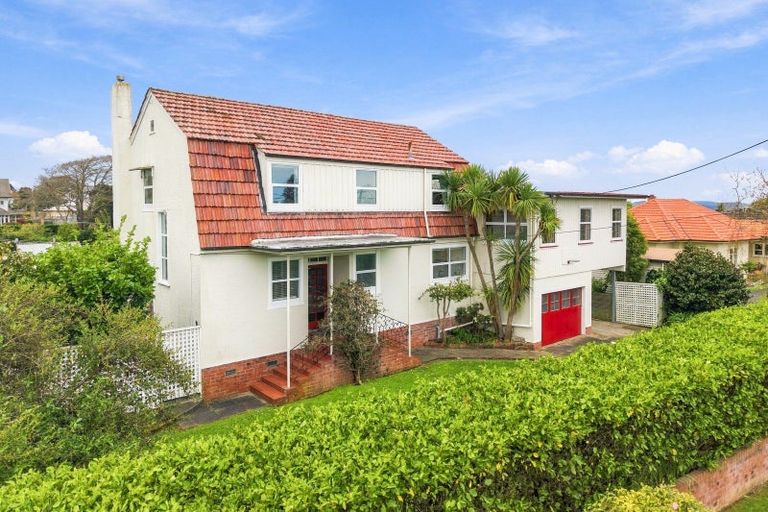 Photo of property in 3 Dickson Crescent, Saint Johns Hill, Whanganui, 4500