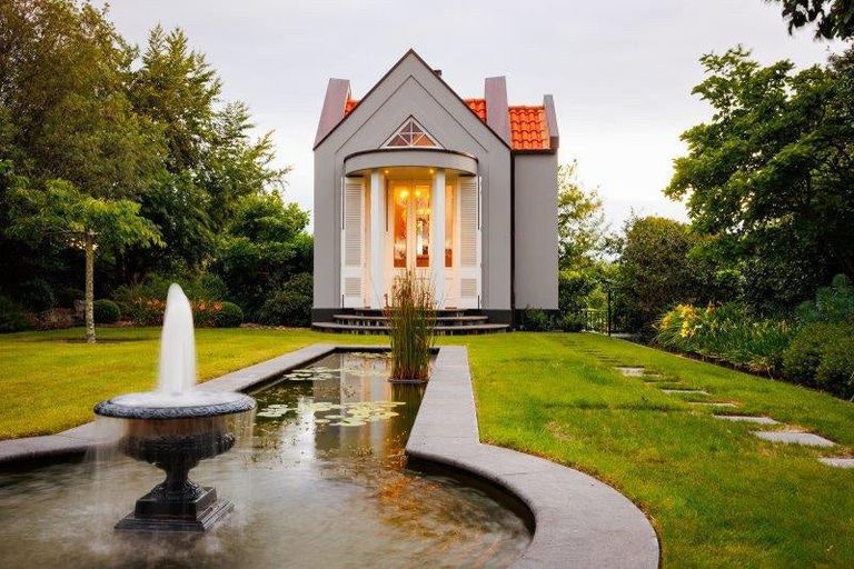 Photo of property in 4 Sierra Court, Roslyn, Palmerston North, 4414