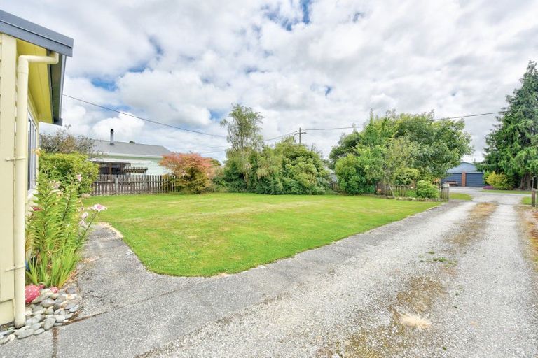 Photo of property in 26 Hunter Street, Edendale, 9825