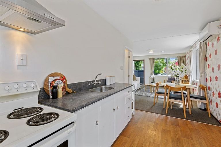 Photo of property in 2/100 Poulson Street, Addington, Christchurch, 8024