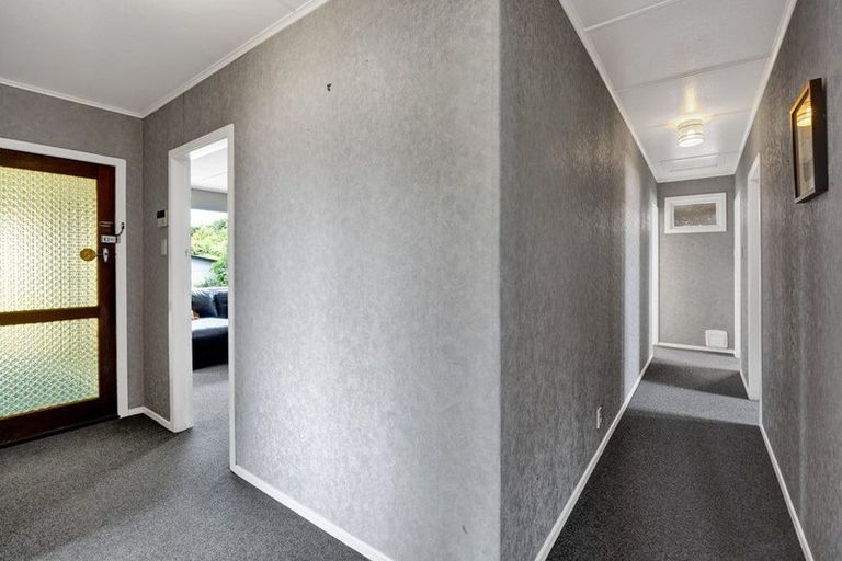 Photo of property in 44 Oberon Street, Stratford, 4332