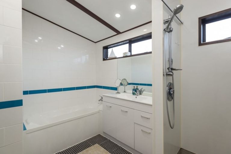 Photo of property in 371a Pine Avenue, South New Brighton, Christchurch, 8062