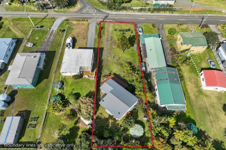 Photo of property in 21 Ngatoto Road, Tinopai, Matakohe, 0593