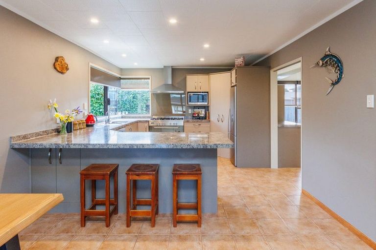 Photo of property in 2 Willowbank Crescent, Feilding, 4702