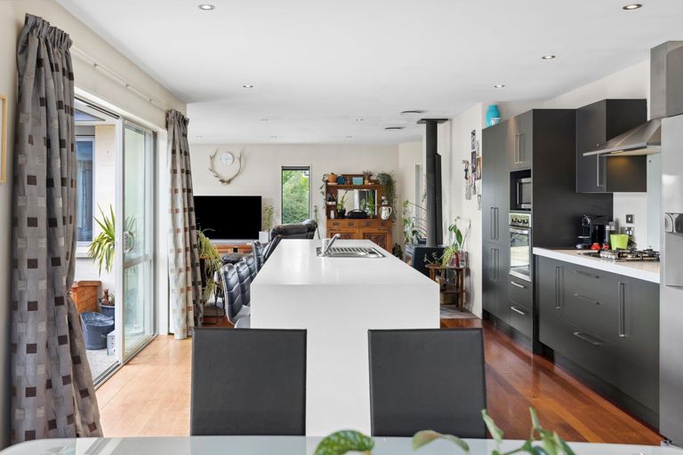 Photo of property in 30 Ash Avenue, Albert Town, Wanaka, 9305