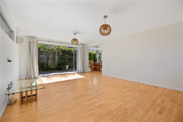 Photo of property in 11 Valerie Place, Stepneyville, Nelson, 7010