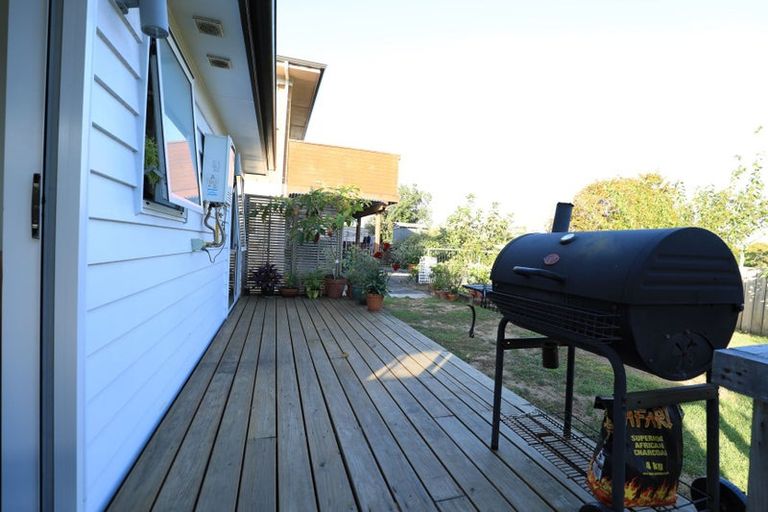 Photo of property in 56 Prince Regent Drive, Half Moon Bay, Auckland, 2012