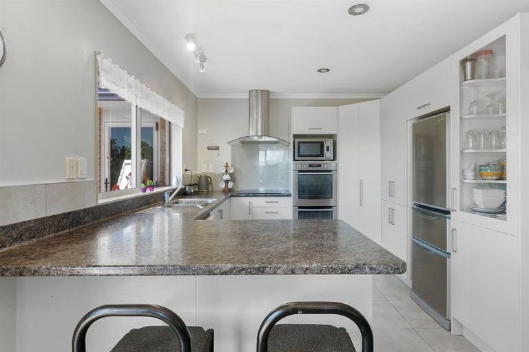 Photo of property in 22 Mamaku Rise, Welcome Bay, Tauranga, 3112