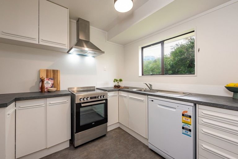 Photo of property in 1/7 Sheridan Terrace, Johnsonville, Wellington, 6037